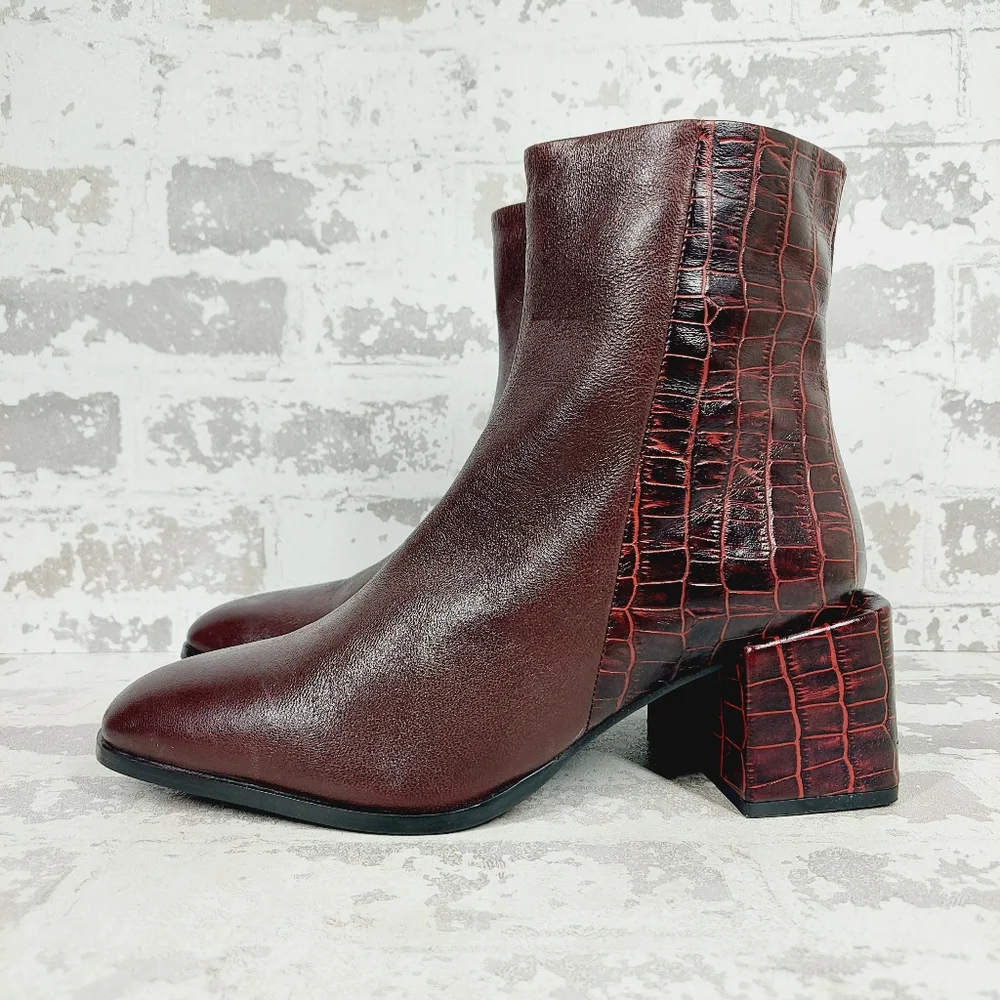 Seychelles Burgundy Croc-Textured Block Heel Ankle Boots